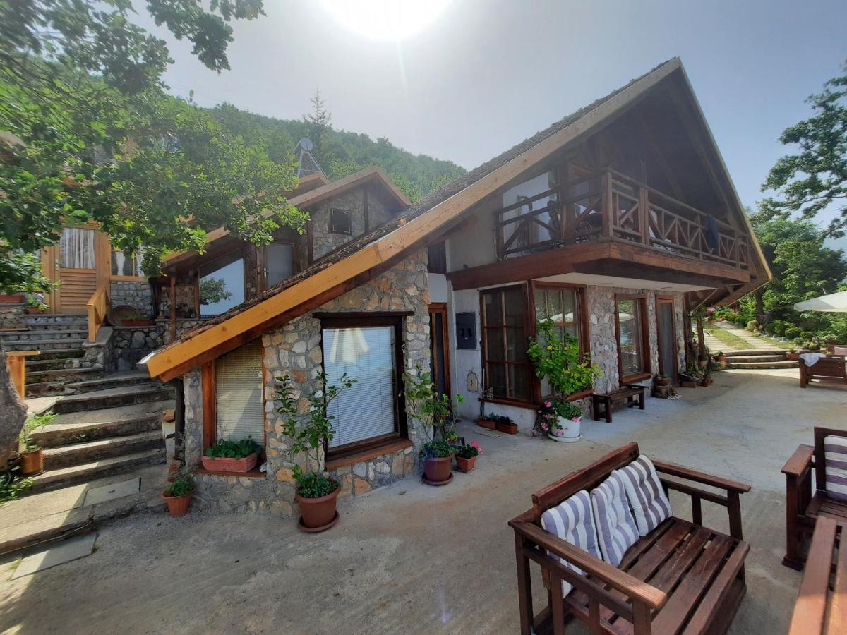 Robinson Sunset Guest House Lagadin Exterior photo