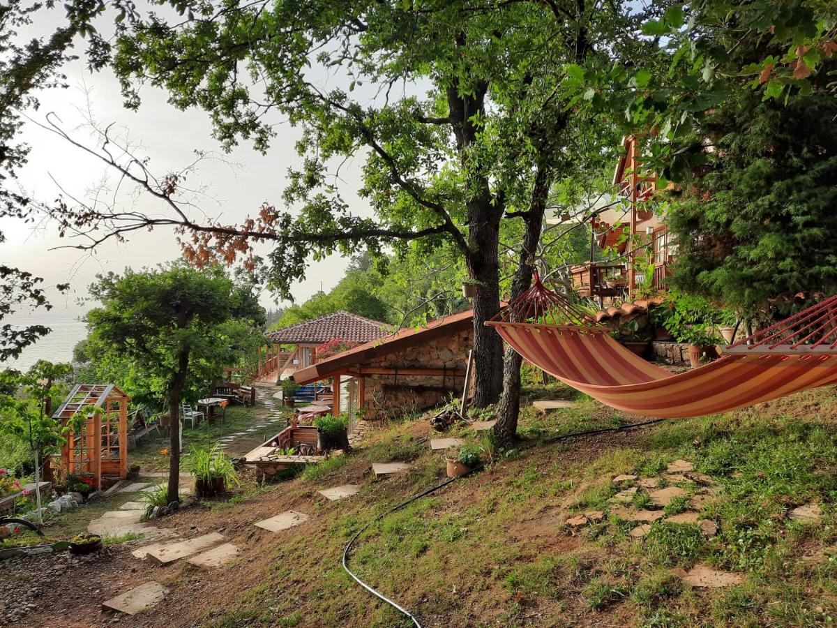 Robinson Sunset Guest House Lagadin Exterior photo