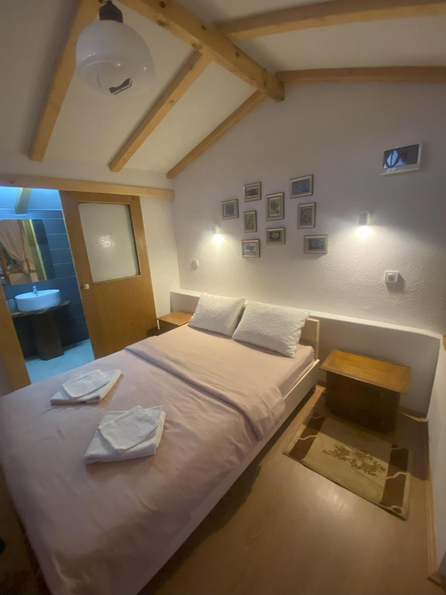 Robinson Sunset Guest House Lagadin Room photo