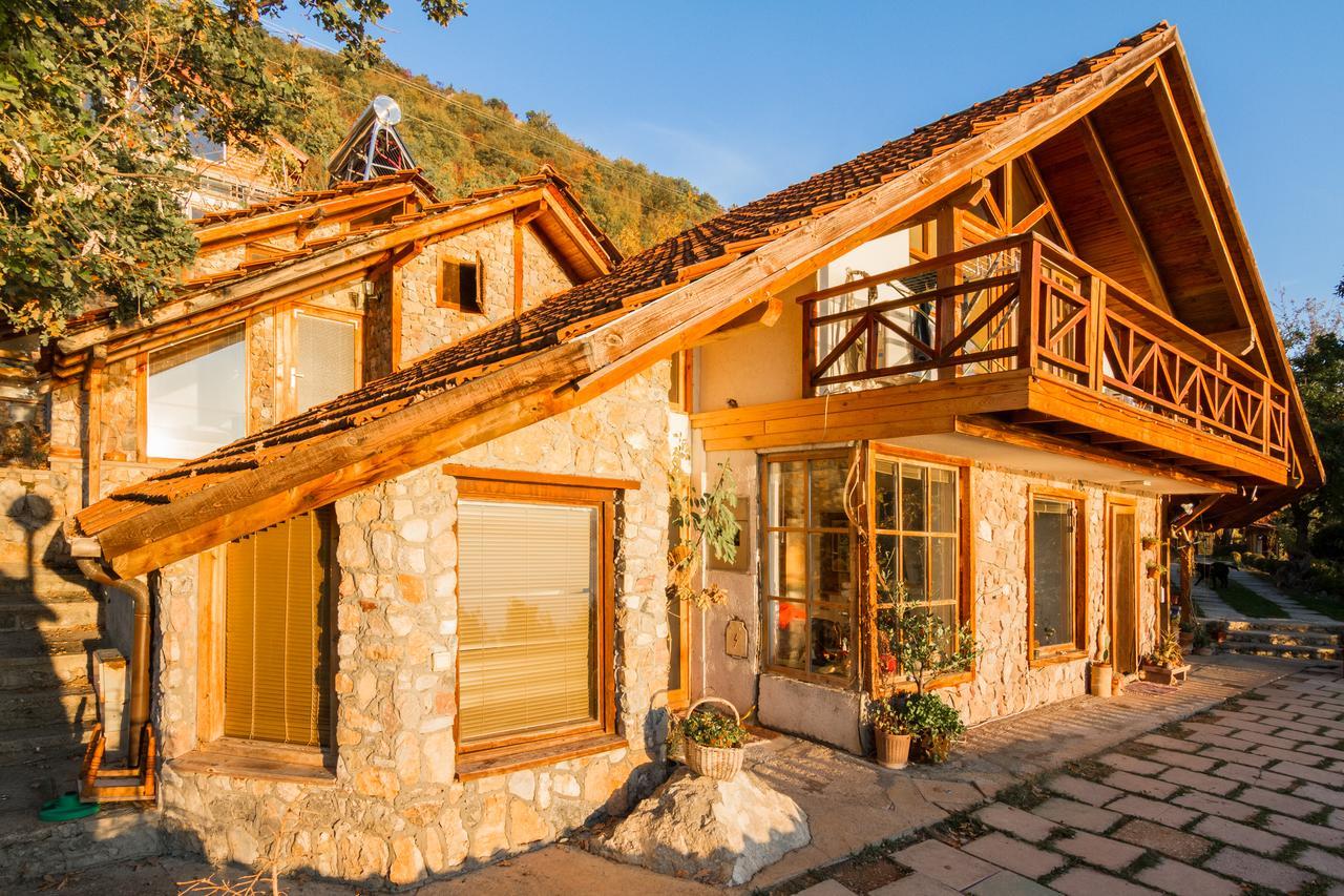 Robinson Sunset Guest House Lagadin Exterior photo